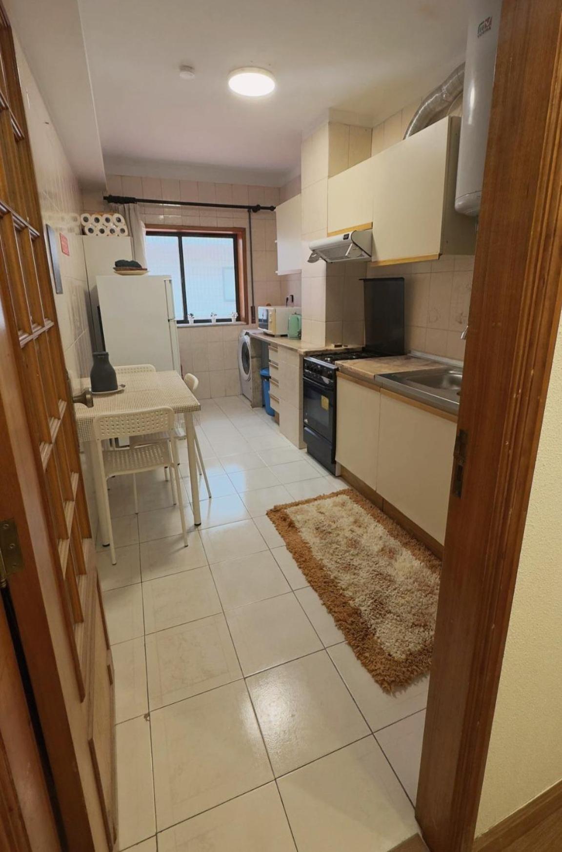 Guest House Da Mata3 Povoa de Varzim Bagian luar foto